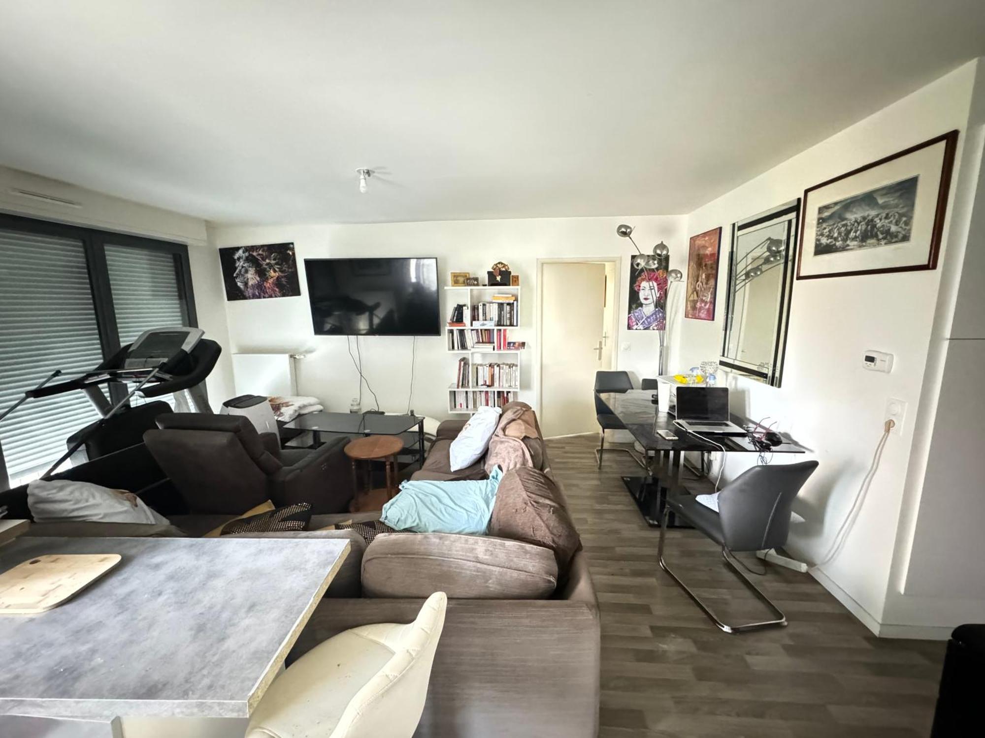 Grande Chambre 14 M2 Avec Salle De Bain Privative A Nanterre Prefecture Proche La Defense Arena Campus Sncf Et Paris Eksteriør bilde
